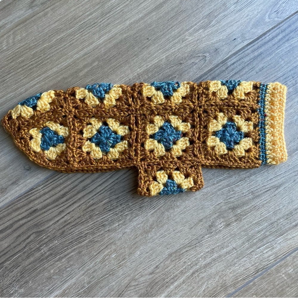Dog Sweater Extra Small Long Body Gold Blue Crochet Handmade Knit Chihuahua - Picture 4 of 11